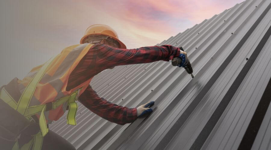 Professional gutter cleaning in Chambers, AZ